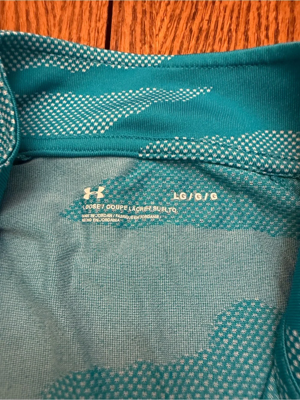 Under Armour shirt small